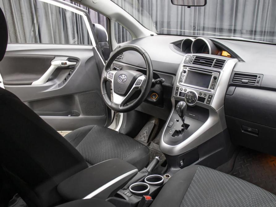 Toyota Verso I Москва  - изображение 10