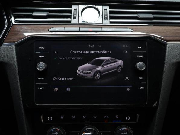 Volkswagen Passat B8 с пробегом 2018 года, цена 1 953 999 рублей, 170673 км, седан, Автокод Объявления