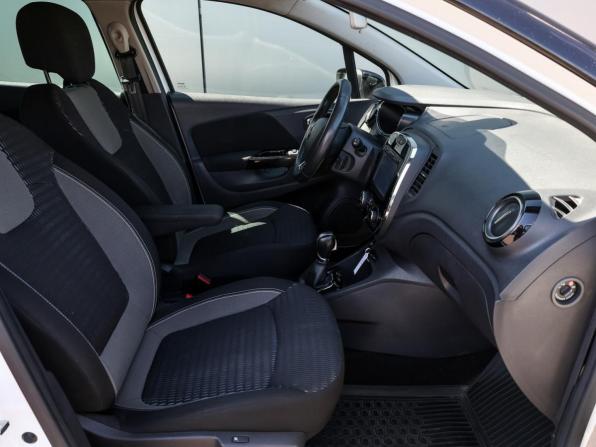 Renault Kaptur I с пробегом 2016 года, цена 1 279 000 рублей, 96151 км, внедорожник, Автокод Объявления