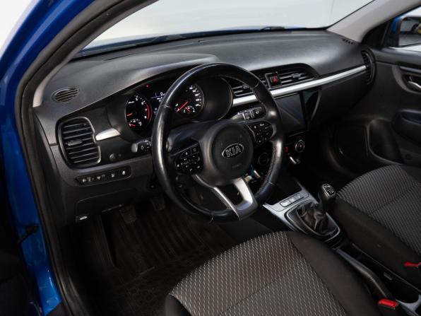 Kia Rio IV с пробегом 2018 года, цена 1 290 000 рублей, 89990 км, седан, Автокод Объявления
