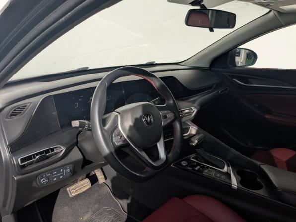 Changan Eado Plus с пробегом 2023 года, цена 1 440 000 рублей, 60701 км, седан, Автокод Объявления