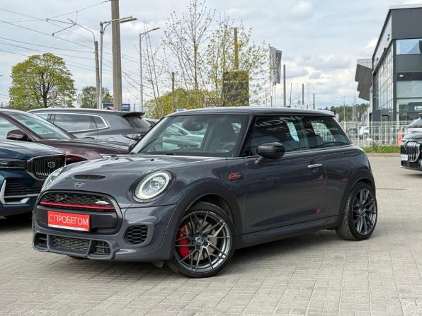 Mini Hatch III (F55/F56) Рестайлинг с пробегом 2020 года, цена 2 949 000 рублей, 94100 км, хэтчбек, Автокод Объявления