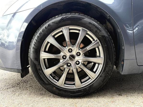 Toyota Avensis III Рестайлинг с пробегом 2011 года, цена 1 190 000 рублей, 162072 км, седан, Автокод Объявления