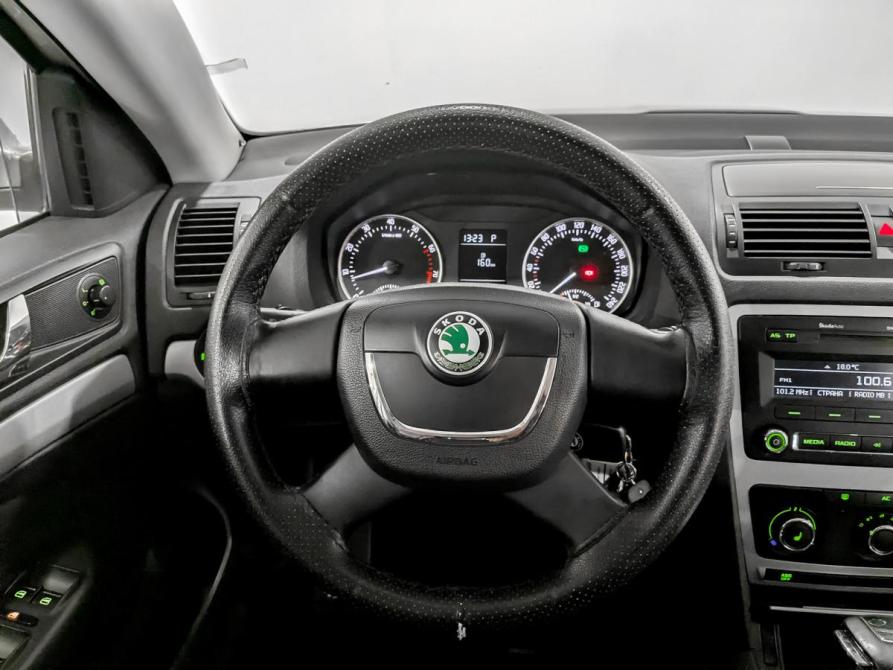 Skoda Octavia II (A5) Рестайлинг Москва  - изображение 21