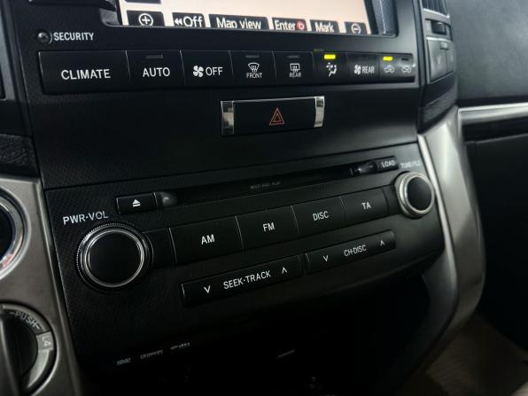 Toyota Land Cruiser 200 Series с пробегом 2008 года, цена 2 999 000 рублей, 204000 км, внедорожник, Автокод Объявления