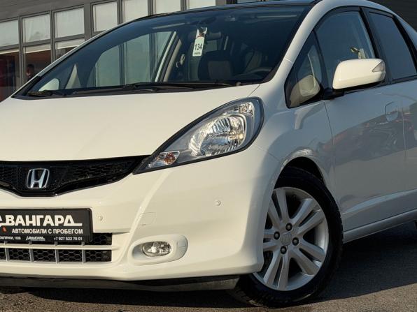Honda Jazz II Рестайлинг с пробегом 2011 года, цена 959 000 рублей, 147600 км, хэтчбек, Автокод Объявления