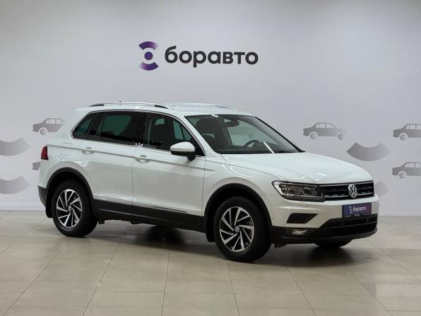 Volkswagen Tiguan II с пробегом 2018 года, цена 1 990 000 рублей, 176028 км, внедорожник, Автокод Объявления