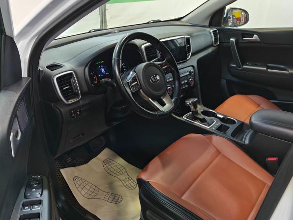 Kia Sportage IV Рестайлинг с пробегом 2020 года, цена 2 599 000 рублей, 68612 км, внедорожник, Автокод Объявления