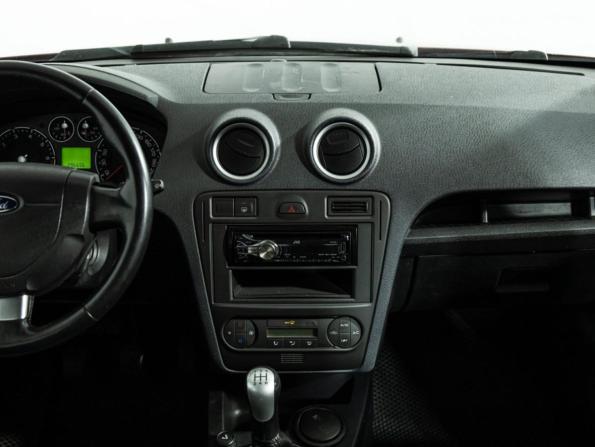 Ford Fusion I Рестайлинг с пробегом 2008 года, цена 299 585 рублей, 297000 км, хэтчбек, Автокод Объявления
