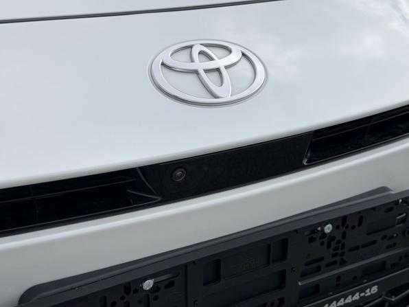 Toyota Camry IX (XV80) China Market с пробегом 2026 года, цена 4 300 000 рублей, 25 км, седан, Автокод Объявления