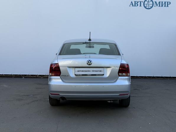 Volkswagen Polo V Рестайлинг с пробегом 2017 года, цена 1 350 000 рублей, 73229 км, седан, Автокод Объявления
