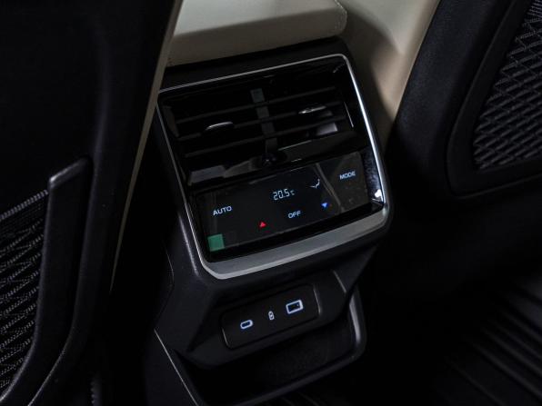 Geely Monjaro I с пробегом 2025 года, цена 4 259 000 рублей, 16359 км, внедорожник, Автокод Объявления
