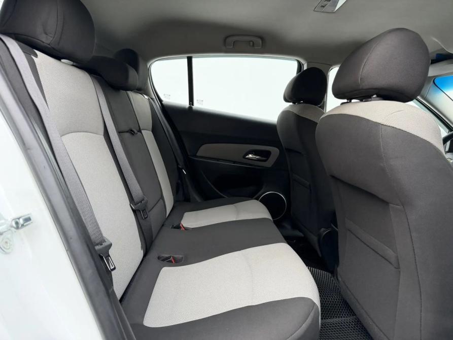 Chevrolet Cruze I Рестайлинг Москва  - изображение 11