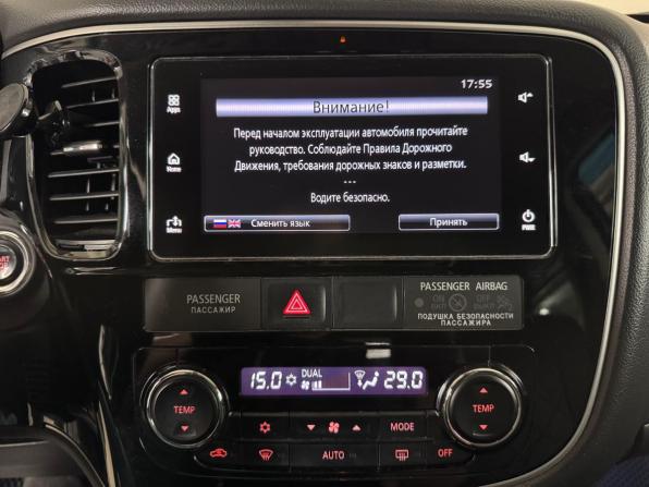 Mitsubishi Outlander III Рестайлинг 2 с пробегом 2017 года, цена 2 343 000 рублей, 142484 км, внедорожник, Автокод Объявления