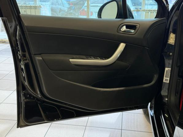 Peugeot 408 I с пробегом 2013 года, цена 465 000 рублей, 209300 км, седан, Автокод Объявления