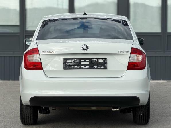 Skoda Rapid I с пробегом 2015 года, цена 900 000 рублей, 139806 км, лифтбек, Автокод Объявления