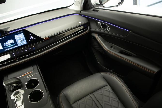 Changan UNI-K с пробегом 2024 года, цена 3 150 000 рублей, 8650 км, внедорожник, Автокод Объявления