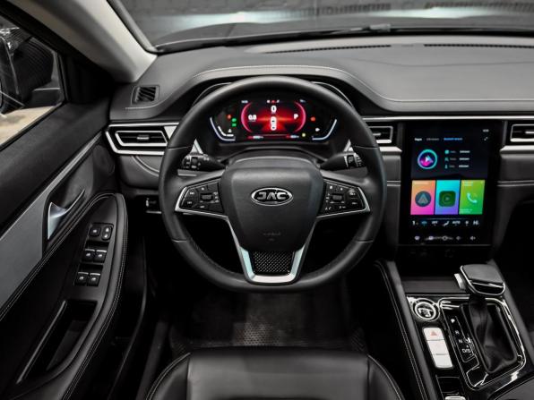 JAC J7 I с пробегом 2023 года, цена 1 450 000 рублей, 40062 км, хэтчбек, Автокод Объявления