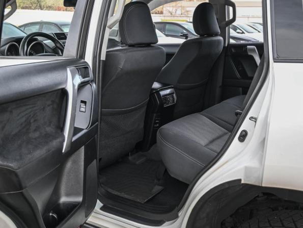 Toyota Land Cruiser Prado 150 Series с пробегом 2013 года, цена 3 179 000 рублей, 203462 км, внедорожник, Автокод Объявления