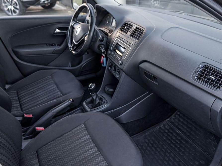 Volkswagen Polo V Рестайлинг Казань  - изображение 6