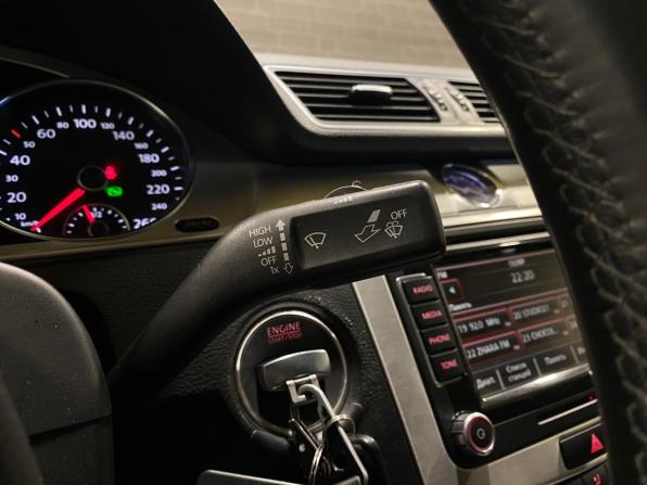 Volkswagen Passat B7 с пробегом 2012 года, цена 1 340 000 рублей, 187774 км, седан, Автокод Объявления