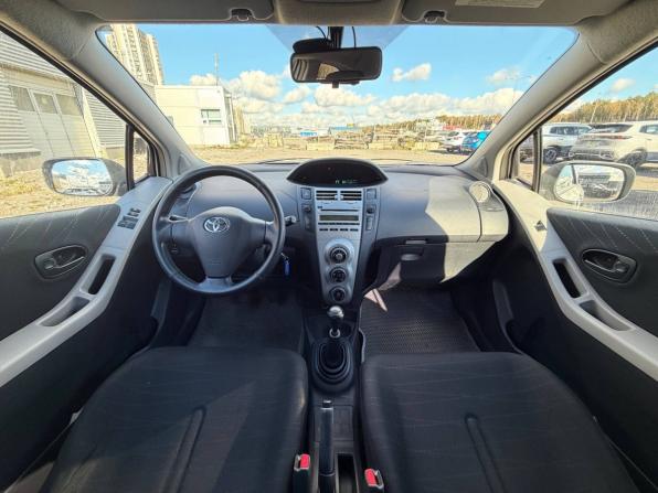 Toyota Yaris II с пробегом 2007 года, цена 500 000 рублей, 188000 км, хэтчбек, Автокод Объявления