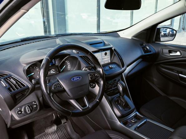 Ford Kuga II Рестайлинг с пробегом 2017 года, цена 1 439 000 рублей, 193750 км, внедорожник, Автокод Объявления