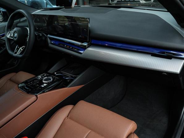 BMW 5 серии VIII (G60/G61/G68) с пробегом 2024 года, цена 8 200 000 рублей, 11474 км, седан, Автокод Объявления