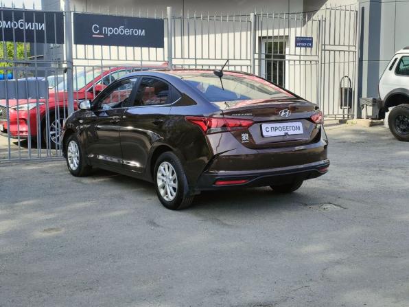 Hyundai Solaris II Рестайлинг с пробегом 2021 года, цена 1 235 000 рублей, 138000 км, седан, Автокод Объявления