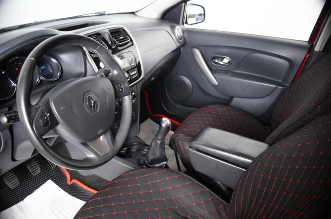 Renault Sandero II с пробегом 2018 года, цена 1 189 000 рублей, 108256 км, хэтчбек, Автокод Объявления