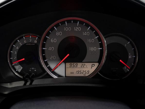 Toyota Corolla XI (E160 E170 E180) с пробегом 2014 года, цена 1 020 000 рублей, 195259 км, универсал, Автокод Объявления