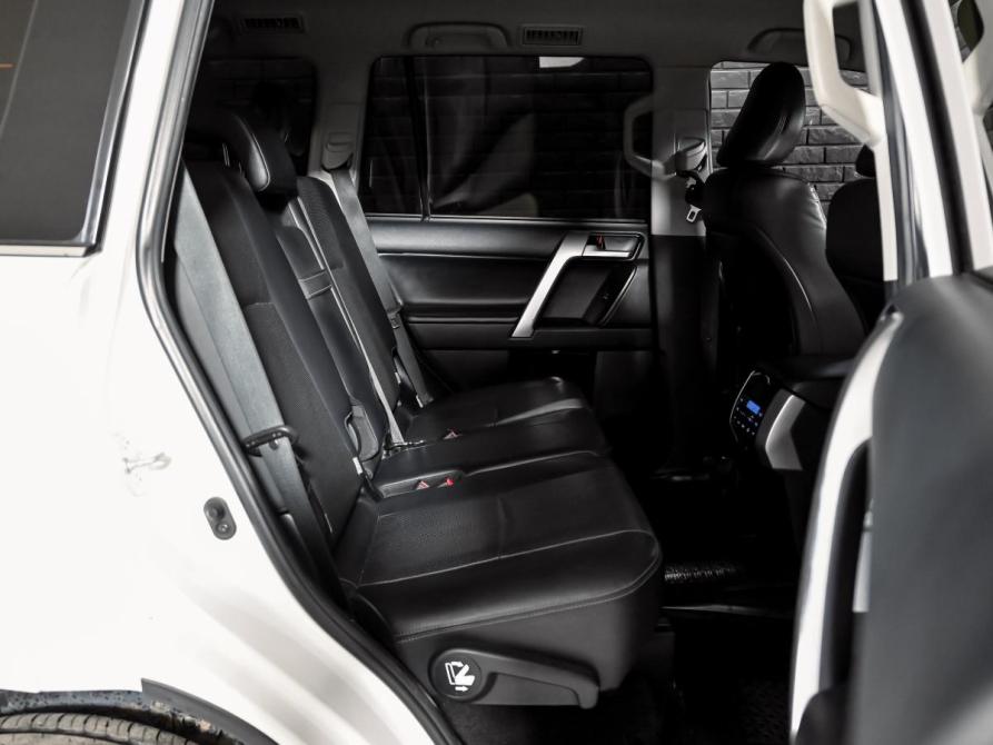 Toyota Land Cruiser Prado 150 Series Рестайлинг 2 Екатеринбург  - изображение 21