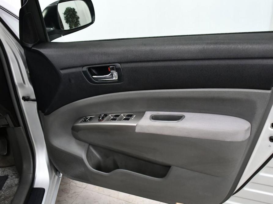 Toyota Prius II Рестайлинг (XW20) Новосибирск  - изображение 19