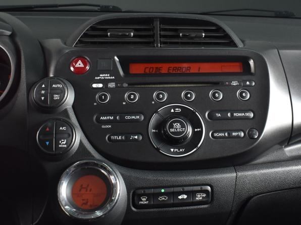 Honda Jazz II Рестайлинг с пробегом 2012 года, цена 879 995 рублей, 164848 км, хэтчбек, Автокод Объявления