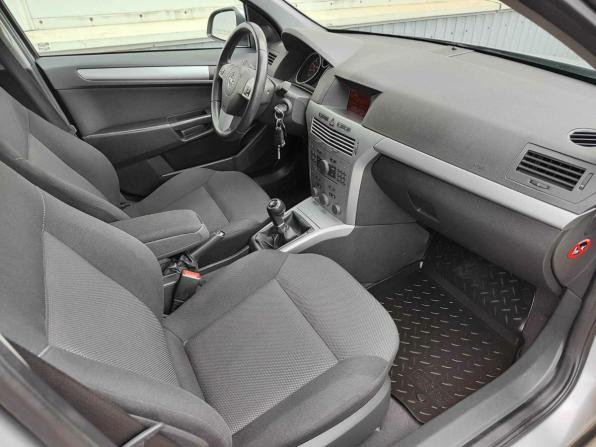 Opel Astra H Рестайлинг с пробегом 2011 года, цена 535 000 рублей, 173036 км, хэтчбек, Автокод Объявления