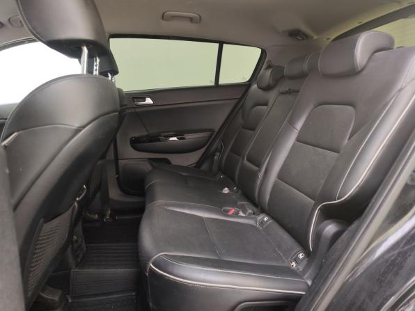 Kia Sportage IV Рестайлинг с пробегом 2021 года, цена 2 749 000 рублей, 124724 км, внедорожник, Автокод Объявления