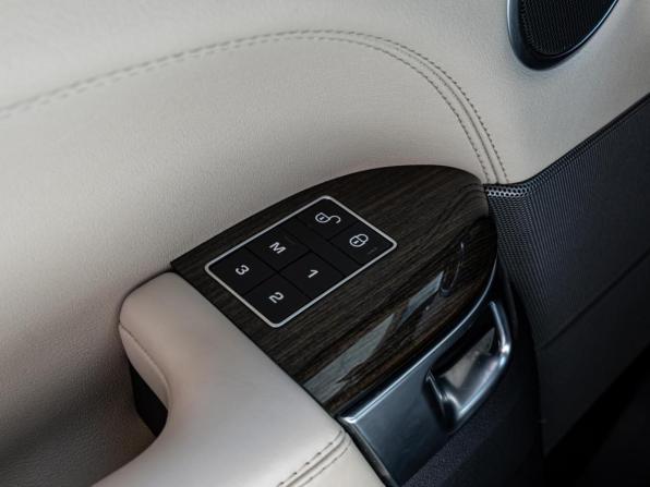 Land Rover Range Rover Sport II с пробегом 2017 года, цена 3 850 000 рублей, 120647 км, внедорожник, Автокод Объявления