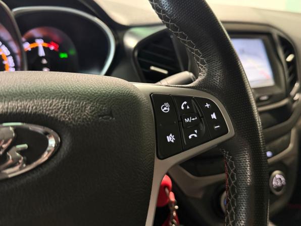 Lada (ВАЗ) Vesta I с пробегом 2020 года, цена 1 095 000 рублей, 86040 км, седан, Автокод Объявления
