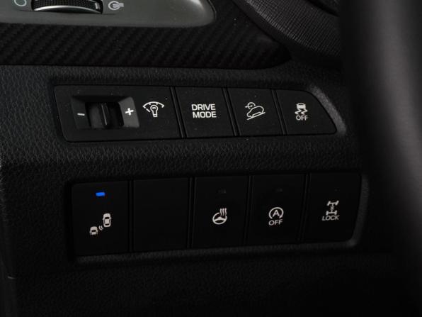 Hyundai Santa Fe III Рестайлинг с пробегом 2015 года, цена 1 539 000 рублей, 403861 км, внедорожник, Автокод Объявления
