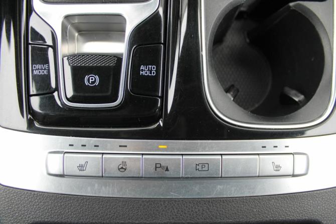 Kia Carnival IV с пробегом 2021 года, цена 3 550 000 рублей, 127000 км, минивэн, Автокод Объявления