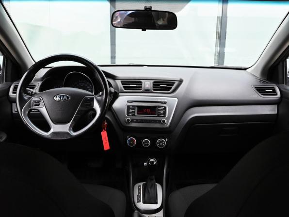 Kia Rio III Рестайлинг с пробегом 2016 года, цена 1 425 000 рублей, 28000 км, хэтчбек, Автокод Объявления