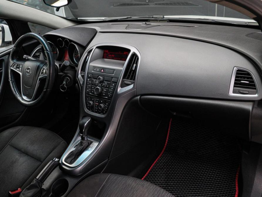 Opel Astra J Рестайлинг Москва  - изображение 8