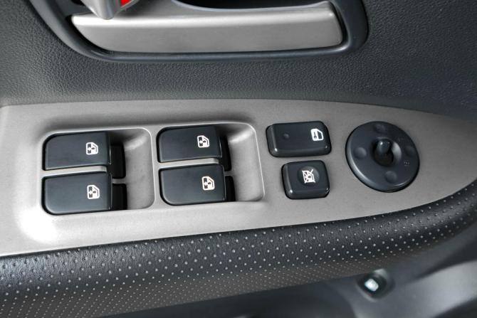 Kia Carens II (UN) с пробегом 2009 года, цена 729 000 рублей, 172000 км, компактвэн, Автокод Объявления