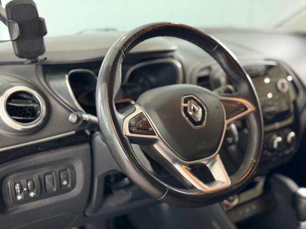 Renault Kaptur I Рестайлинг с пробегом 2021 года, цена 1 135 000 рублей, 140216 км, внедорожник, Автокод Объявления