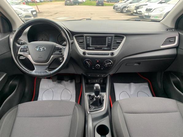 Hyundai Solaris II с пробегом 2017 года, цена 1 084 000 рублей, 166515 км, седан, Автокод Объявления