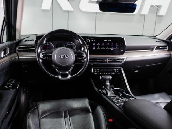 Kia K5 III с пробегом 2020 года, цена 2 750 000 рублей, 77842 км, седан, Автокод Объявления