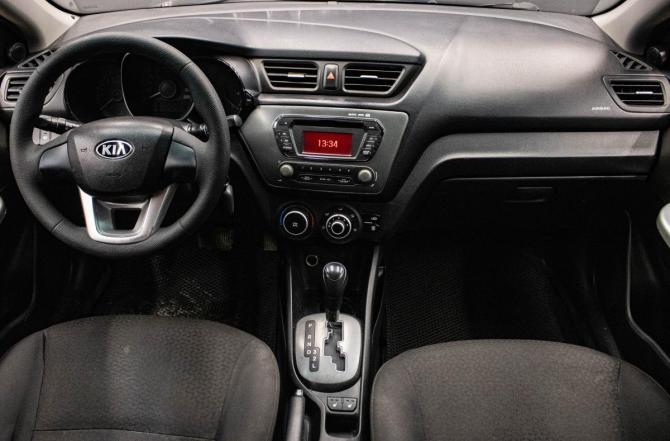 Kia Rio III с пробегом 2012 года, цена 659 000 рублей, 206562 км, хэтчбек, Автокод Объявления