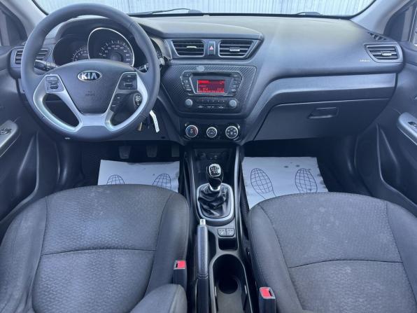 Kia Rio III Рестайлинг с пробегом 2016 года, цена 990 000 рублей, 105000 км, седан, Автокод Объявления