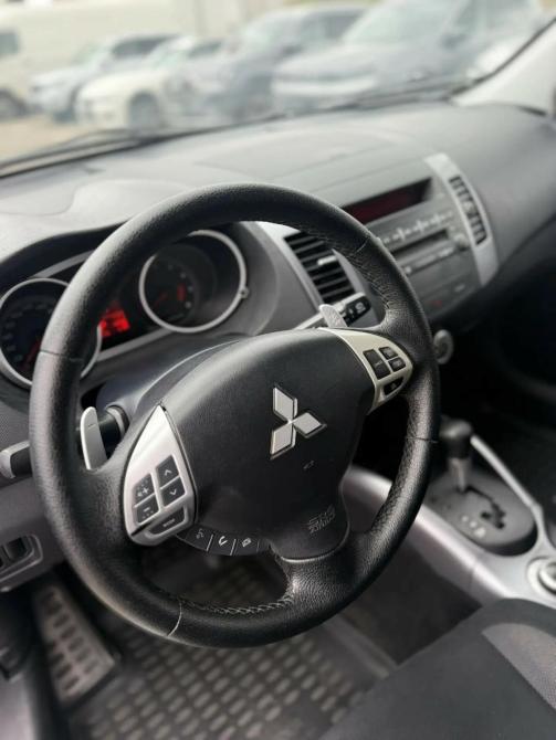 Mitsubishi Outlander II Москва  - изображение 9