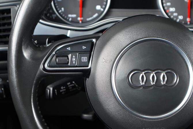 Audi A6 IV (C7) Рестайлинг с пробегом 2015 года, цена 2 459 000 рублей, 129896 км, седан, Автокод Объявления